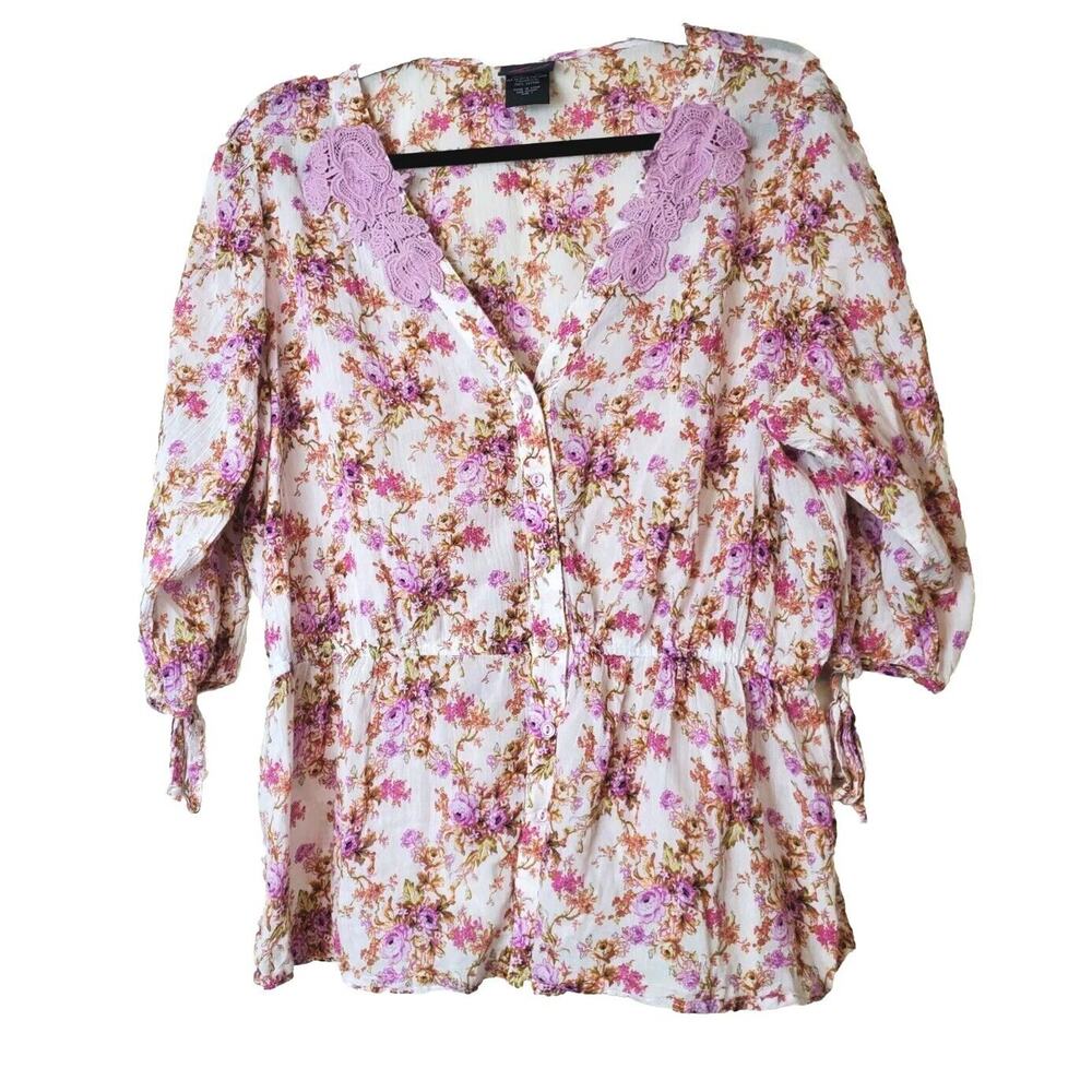 Torrid Womens Top Plus Size 1X Floral Print Lightweight‎ Pink Crochet Romantic